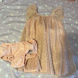 Adorable dress!